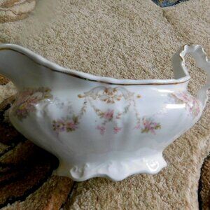 Decorative Porcelain Gravy Boat